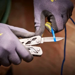 STANLEY 12 In 1 Multi-Tool (0-84-519) 14 STANLEY 12 In 1 Multi-Tool (0-84-519) -Stanley Shop 12806748 8874882985820567