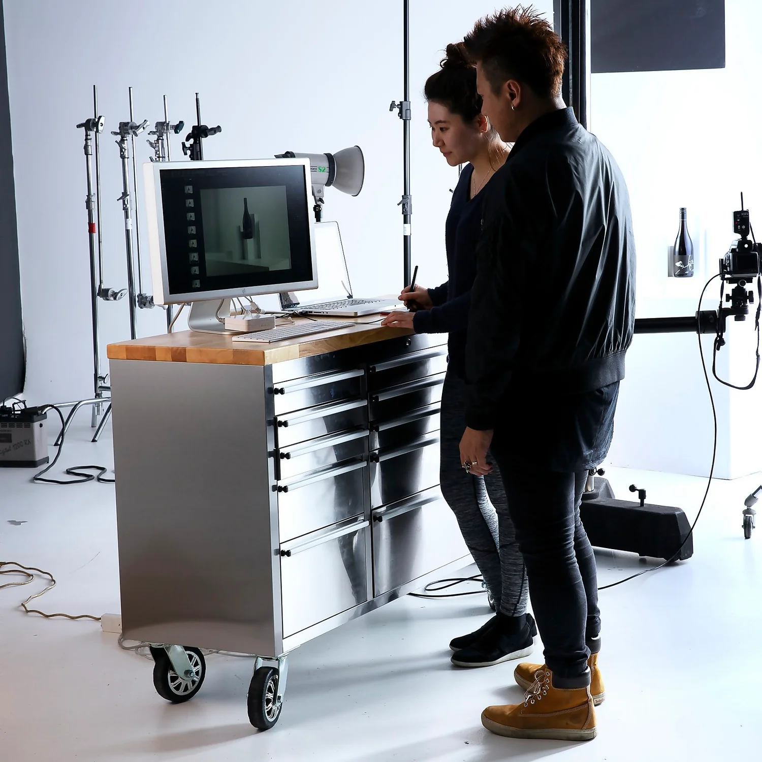 Ultimate 56in 10 Drawer Tool Storage Trolley 10 Ultimate 56in 10 Drawer Tool Storage Trolley - Image 8