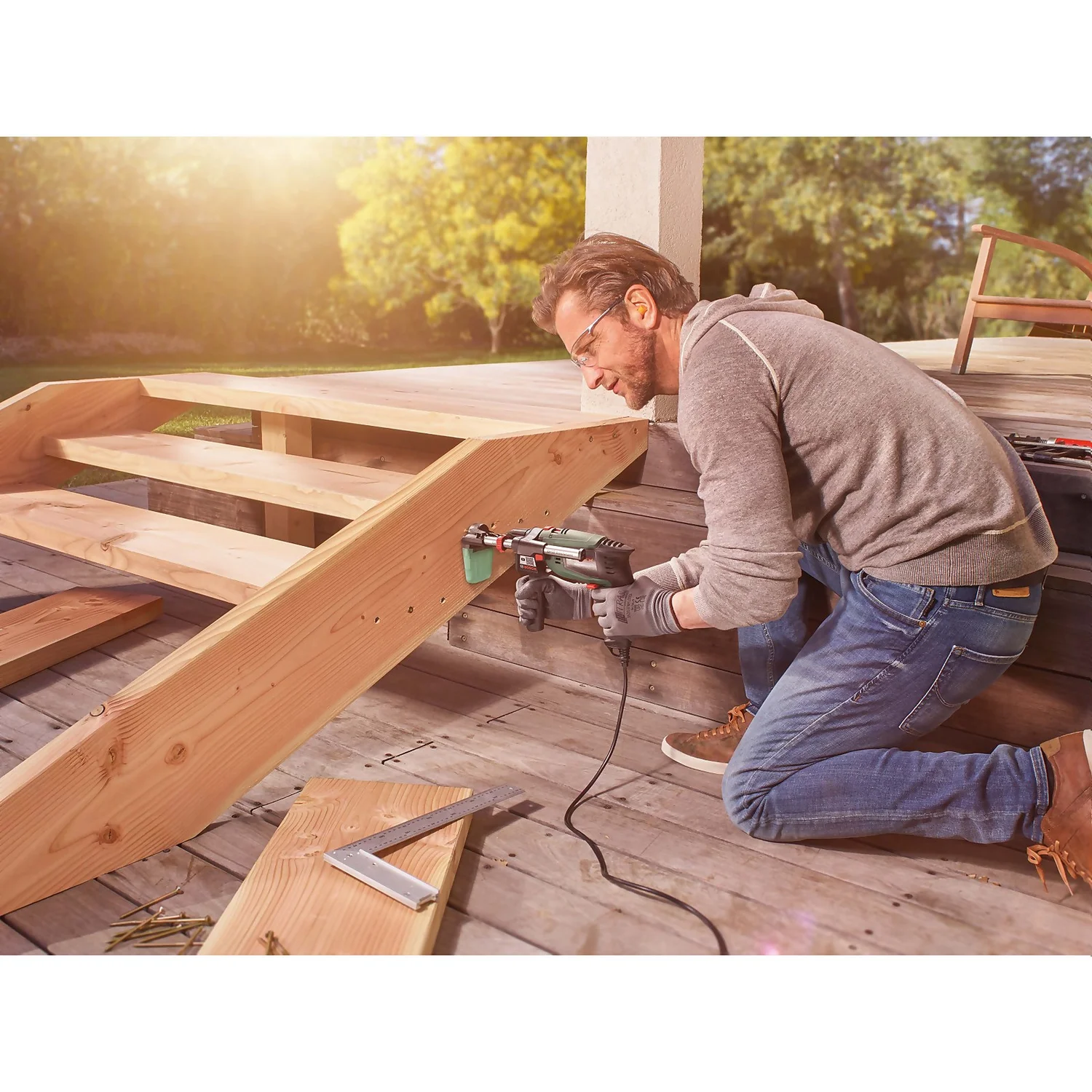 Bosch UniversalImpact 700 Corded Hammer Drill 5 Bosch UniversalImpact 700 Corded Hammer Drill - Image 3