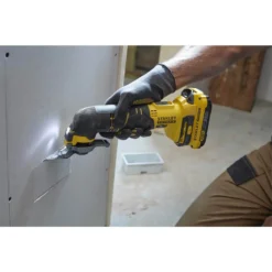STANLEY FATMAX V20 18V Cordless Multi-Purpose Tool With Kit Box (SFMCE500D1K-GB) -Stanley Shop 12838905 8644832952929415