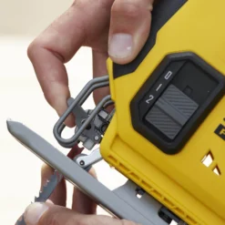 STANLEY FATMAX V20 18V Cordless Jigsaw With Blade And Kit Box (SFMCS600D1K-GB) -Stanley Shop 12838906 9974832954189994