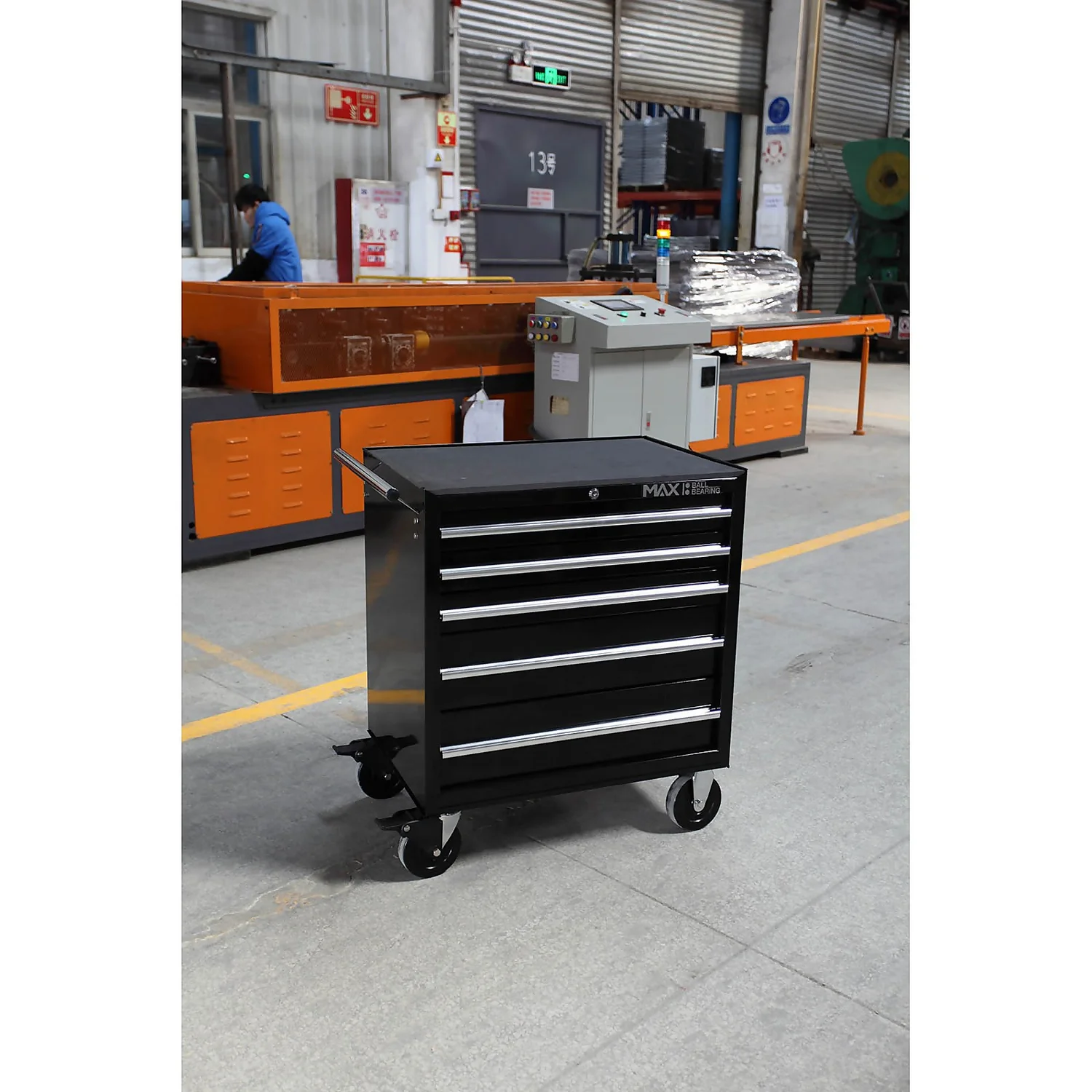 Hilka Professional 5 Drawer Tool Storage Rollaway Cabinet 5 Hilka Professional 5 Drawer Tool Storage Rollaway Cabinet - Image 3