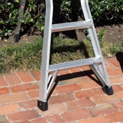 Rhino 6 Tread Tripod Gardening Ladder -Stanley Shop 13323318 2904940539018926