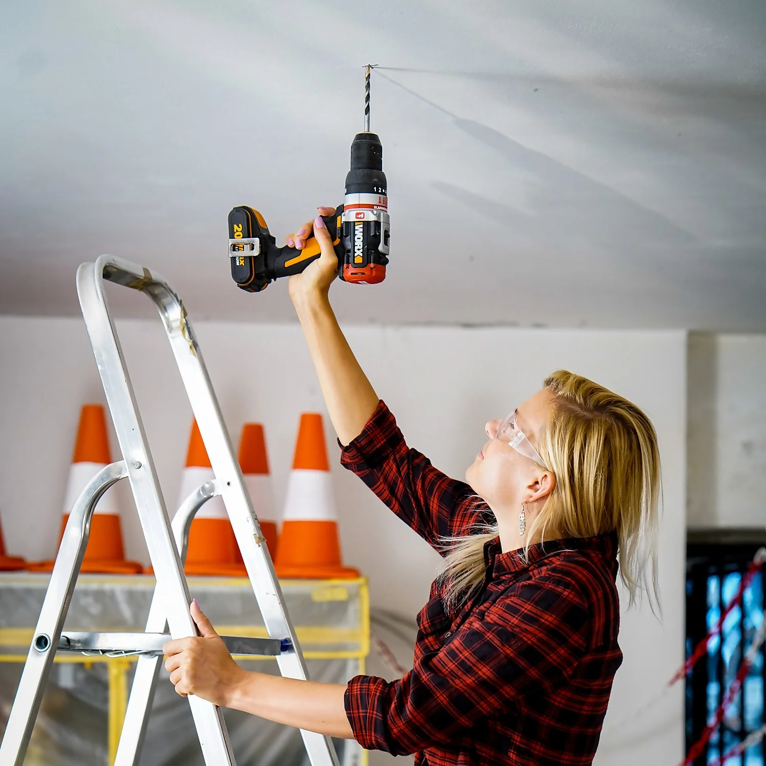 Worx WX354 20v Cordless Brushless Combi Hammer Drill With X2 2.0Ah Batteries 5 Worx WX354 20v Cordless Brushless Combi Hammer Drill With X2 2.0Ah Batteries - Image 3