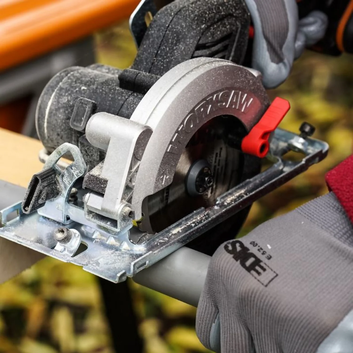 Worx WX531 20v 2.0Ah Worxsaw Cordless Brushless Circular Saw 5 Worx WX531 20v 2.0Ah Worxsaw Cordless Brushless Circular Saw - Image 3