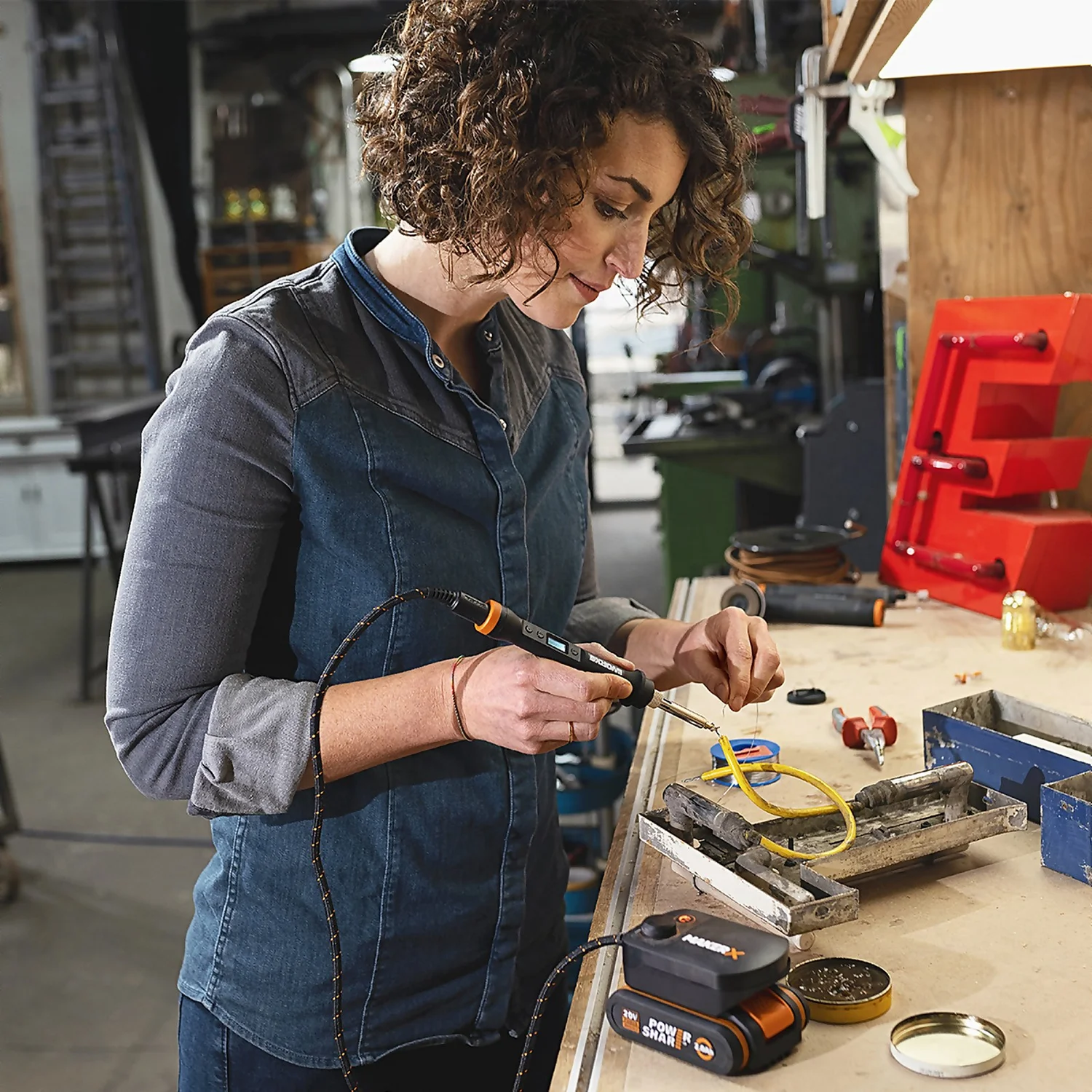 Worx WX988 20v 2.0Ah MAKERX Cordless Rotary Tool & Soldering Iron 4 Worx WX988 20v 2.0Ah MAKERX Cordless Rotary Tool & Soldering Iron - Image 2